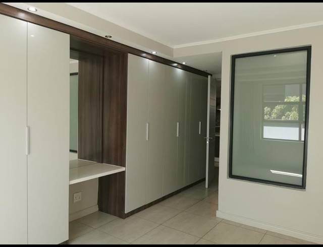 2 BEDROOM PROPERTY TO RENT IN MENLO PARK